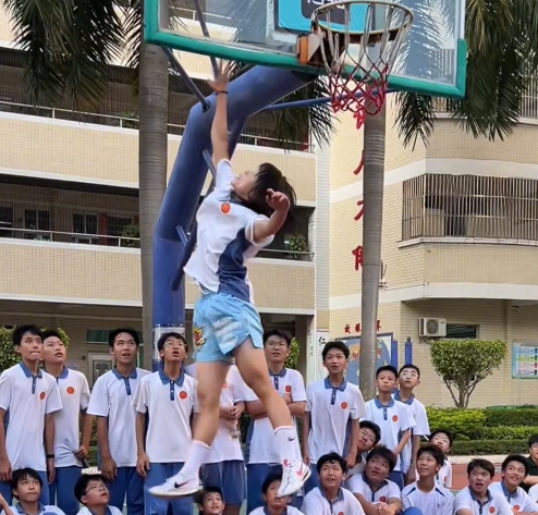 XqoNc, gtimg, 各种社媒平 XqoNc, gtimg, 各种社媒平