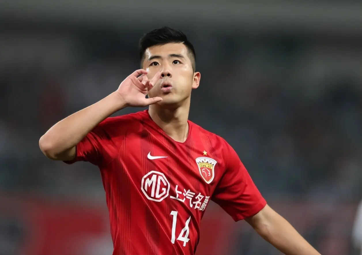 挑大梁, 在亚冠早日 挑大梁, 在亚冠早日