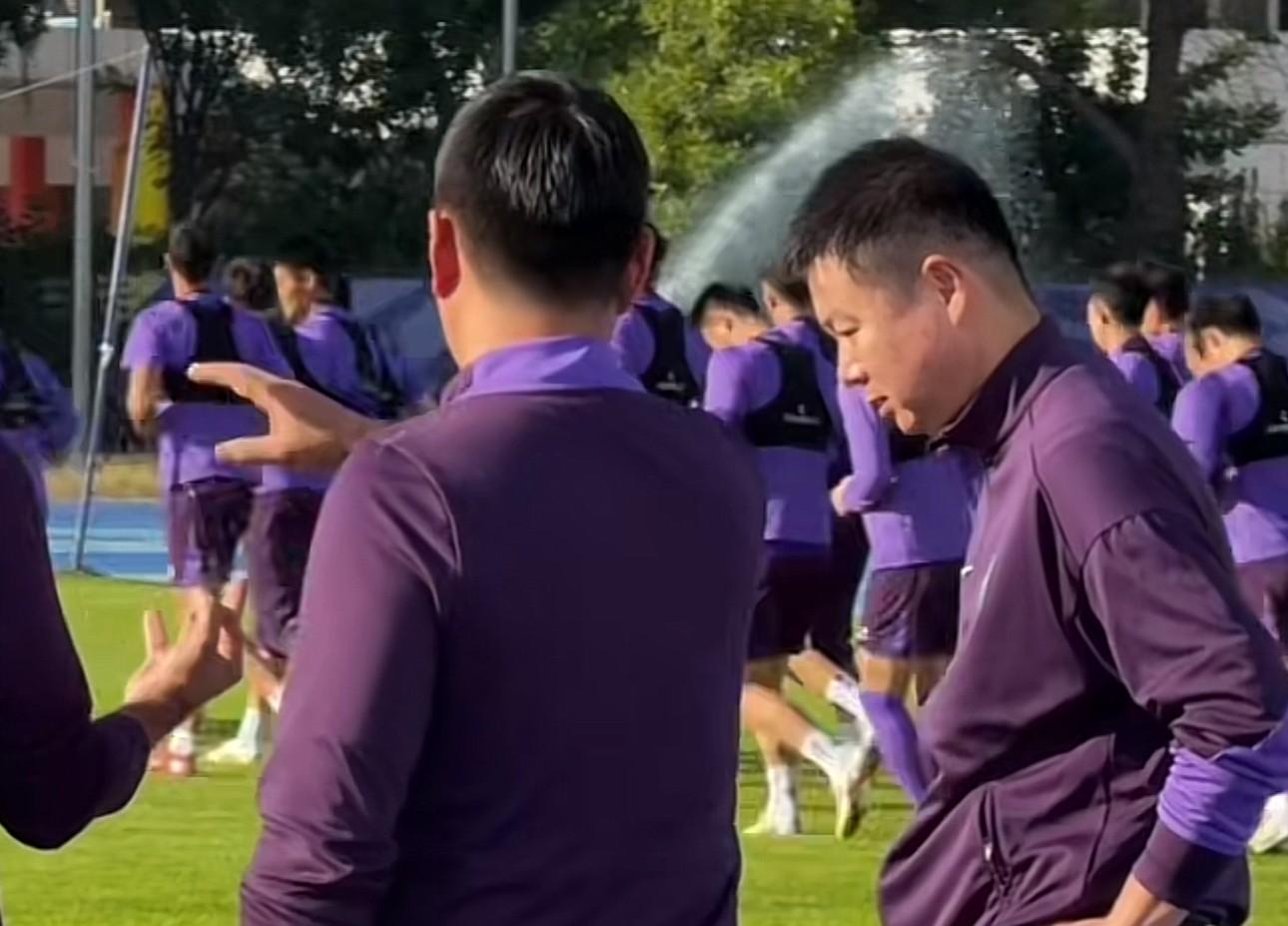 让球员们在, 津门虎队这 让球员们在, 津门虎队这