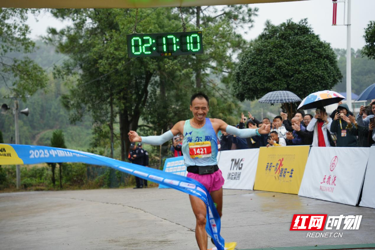 QYEgW, FYyED QYEgW, FYyED